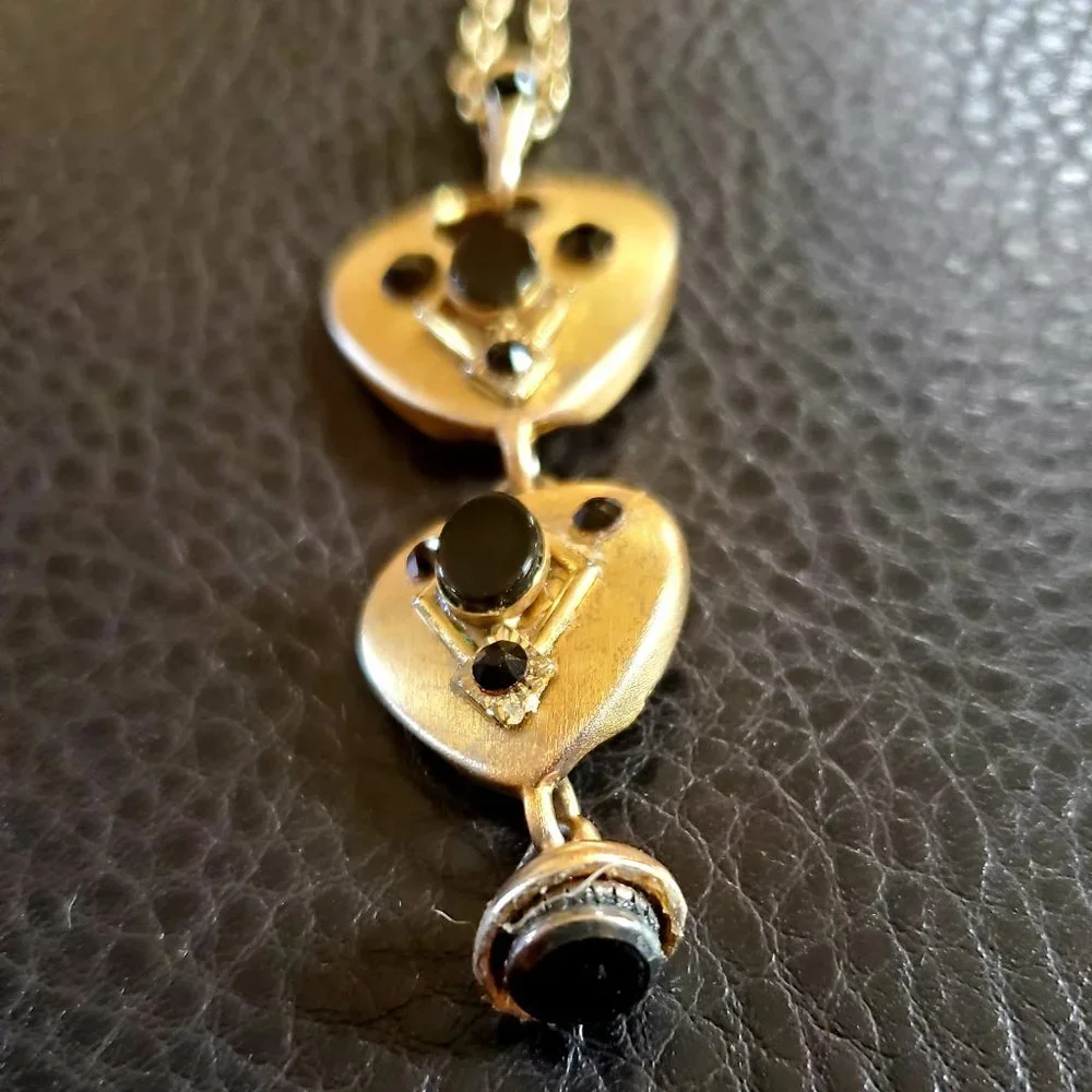 Brushed Gold Black Rhinestone Long Dangle Pendant Dressy Necklace Vintage 20